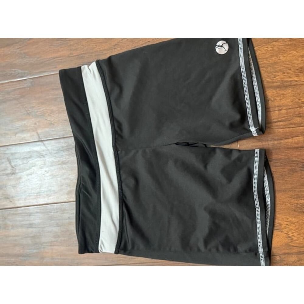 Athletic / Swim Shorts Size L